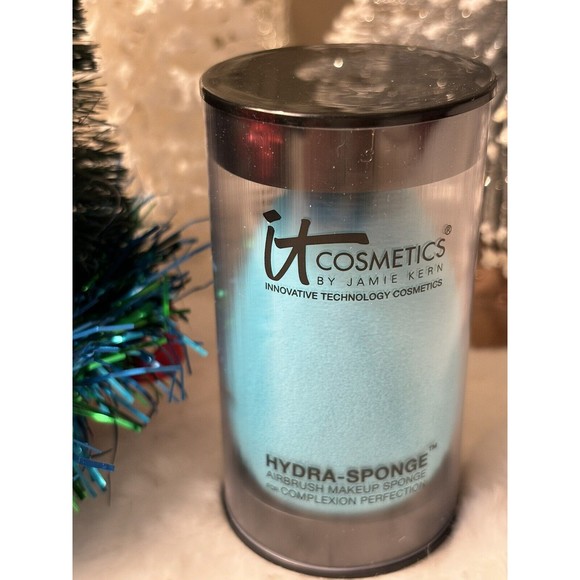 IT COSMETICS Hydra Airbrush Makeup Sponge complexion perfection NIP Aqua Blue - Picture 1 of 4